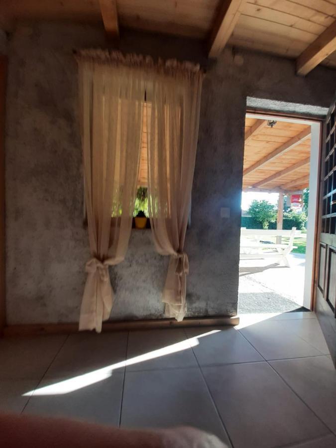 Balabani Local Stay Golubovci Exterior photo